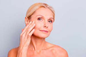 facelift-und-gesichtsstraffung-zuerich-small.jpg